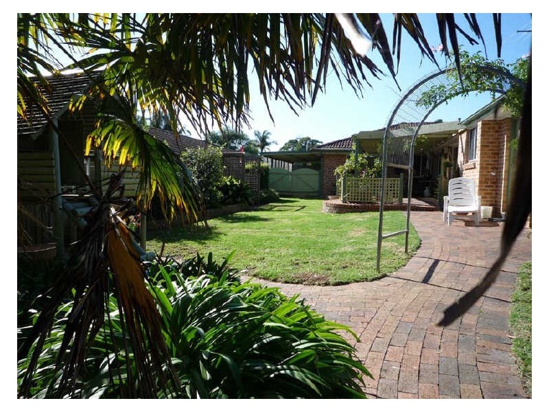 8 Caramar Grove, Terrey Hills NSW 2084