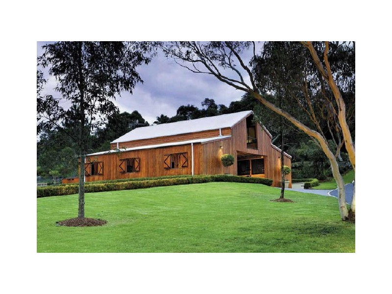 33 Hilversum Crescent, Belrose NSW 2085