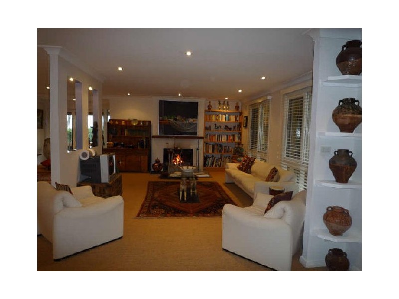 10 Jamberoo Rd, Terrey Hills NSW 2084