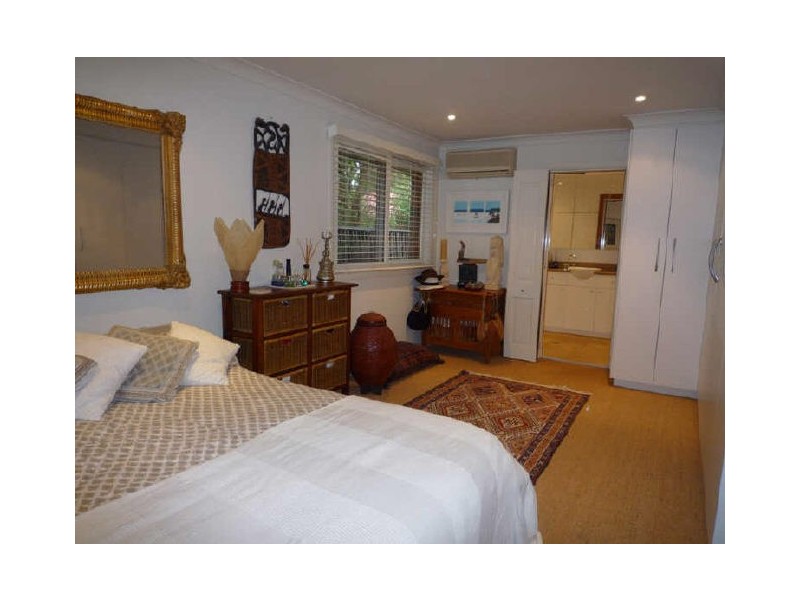 10 Jamberoo Rd, Terrey Hills NSW 2084