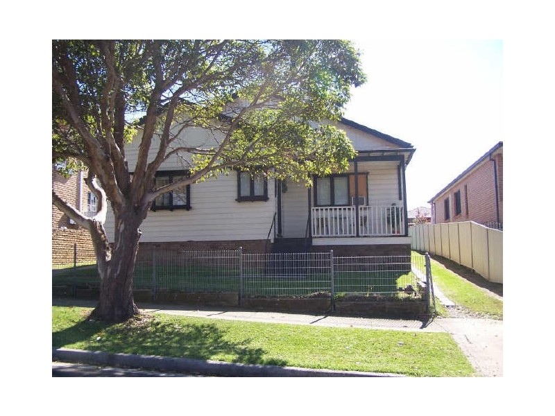 24 LYMINGTON STREET, Bexley NSW 2207