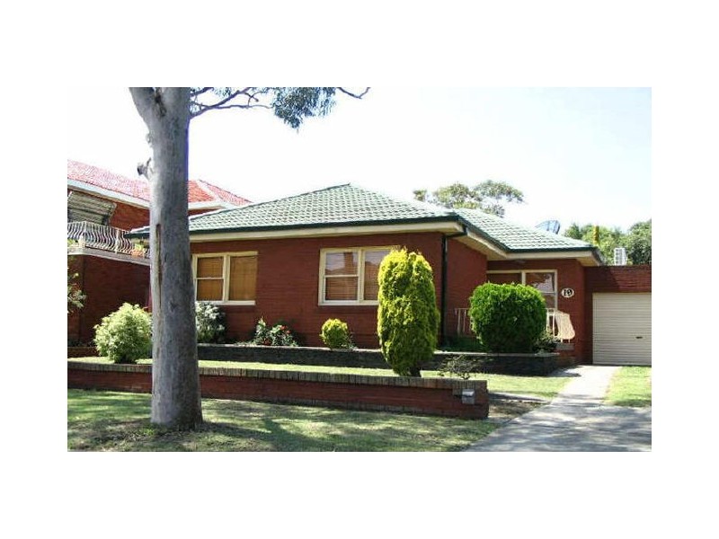 19 FIRMSTONE GARDENS, Arncliffe NSW 2205