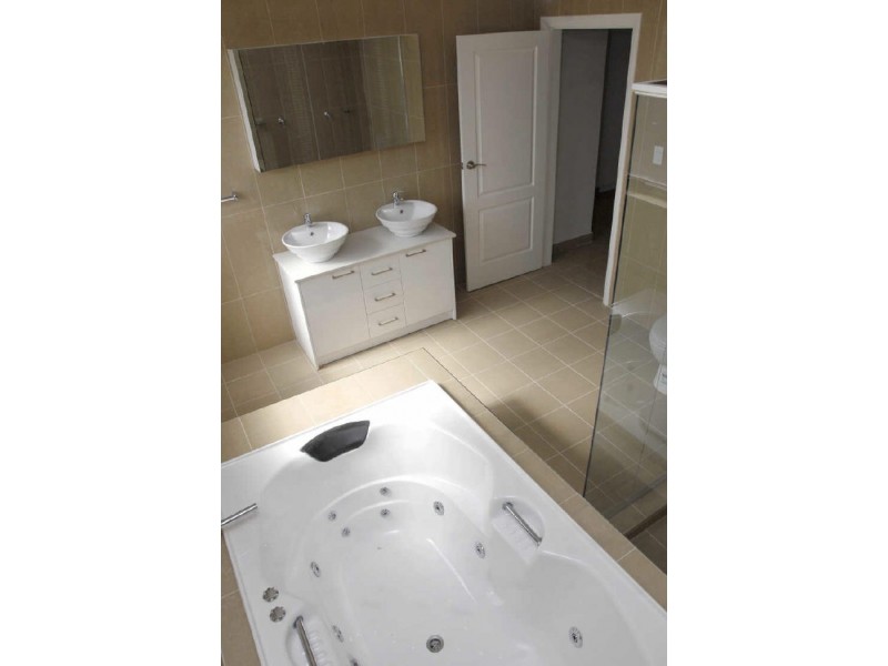 6 HURSTVILLE ROAD, Hurstville Grove NSW 2220