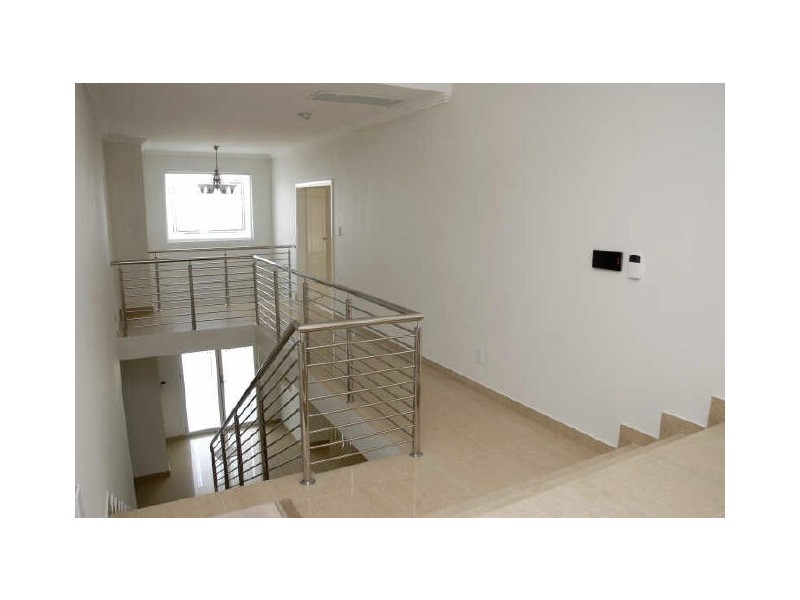 6 HURSTVILLE ROAD, Hurstville Grove NSW 2220