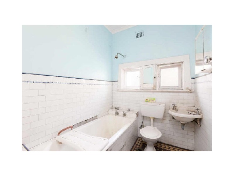 17 Chandler Street, Kogarah NSW 2217