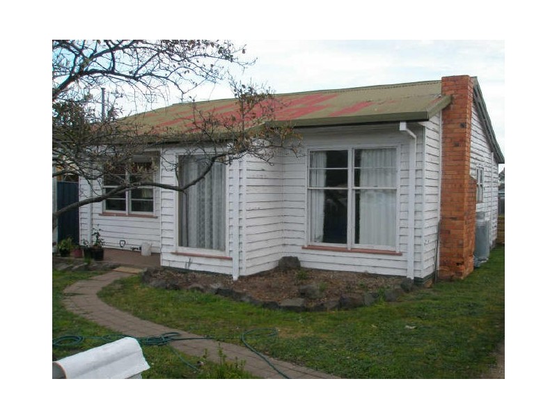 26 Mills Street, Heyfield VIC 3858