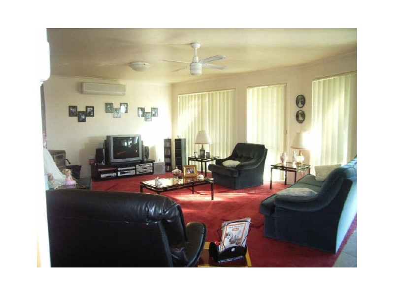 51 Bibaringa Court, Seaton VIC 3858