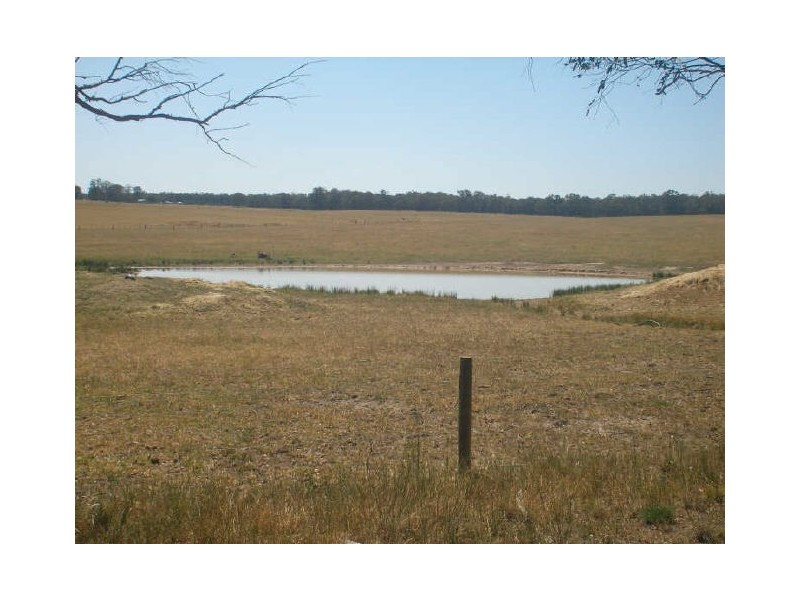 Seaton Road, Heyfield VIC 3858