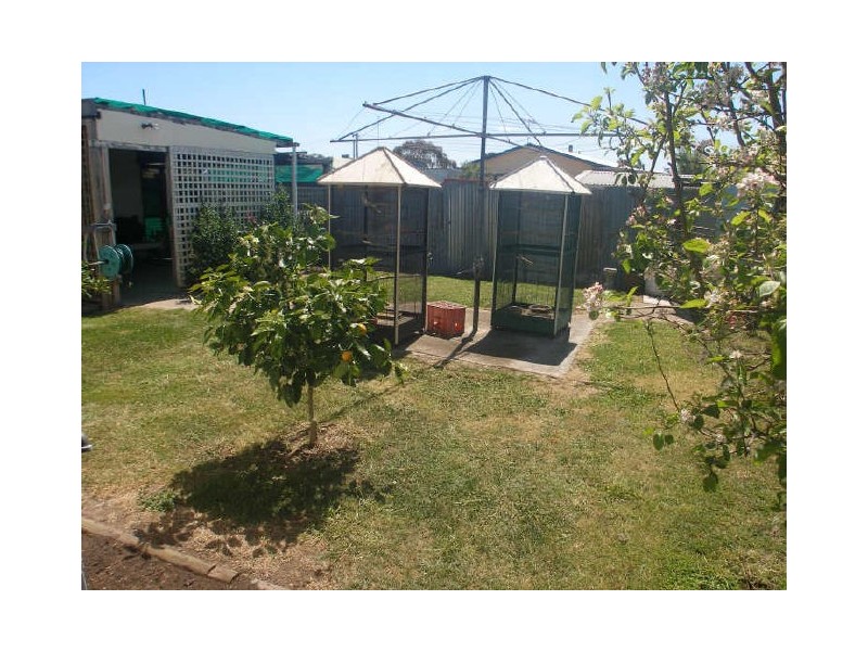 37 Mills Street, Heyfield VIC 3858