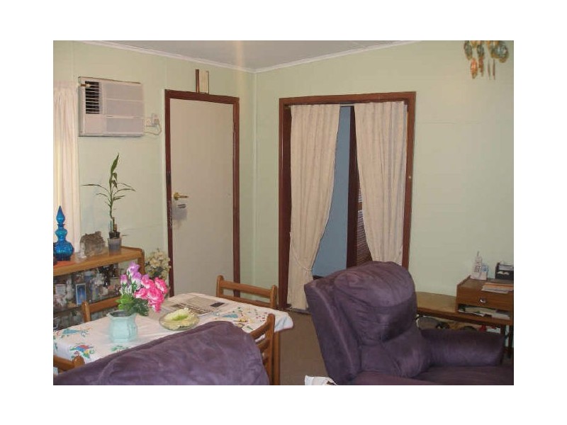 37 Mills Street, Heyfield VIC 3858