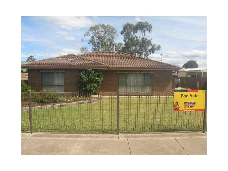 46 Bruce Street, Heyfield VIC 3858