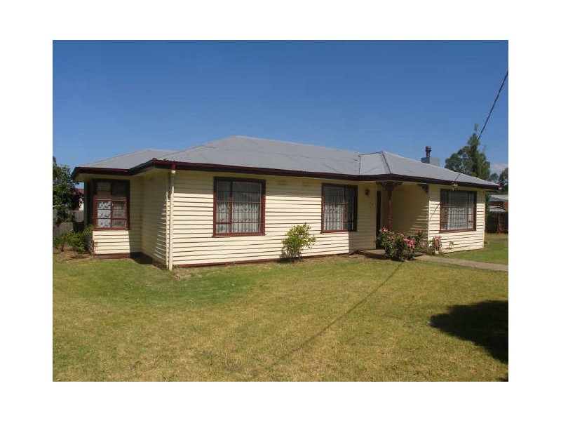 2 Weir Road, Heyfield VIC 3858