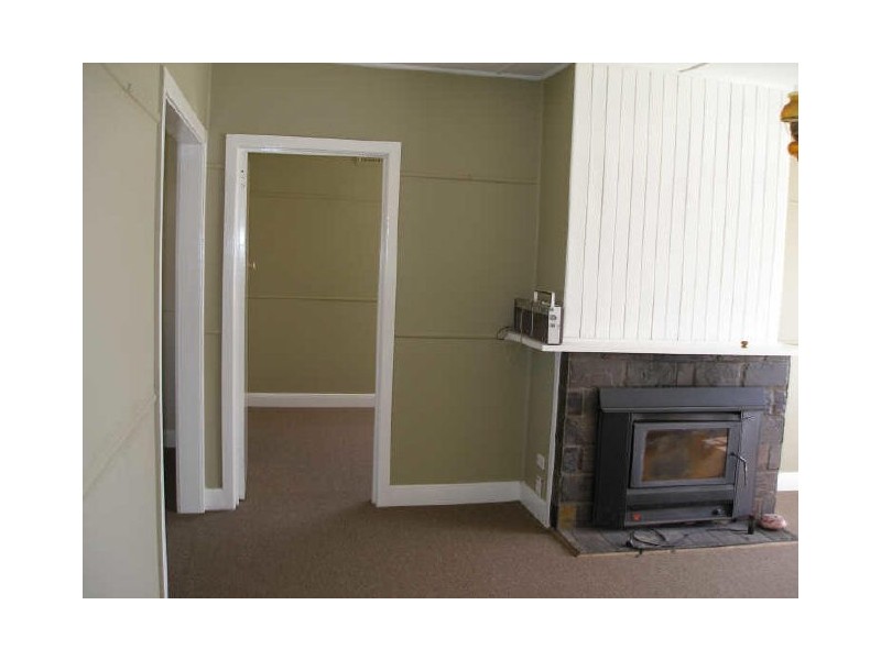 2 Weir Road, Heyfield VIC 3858