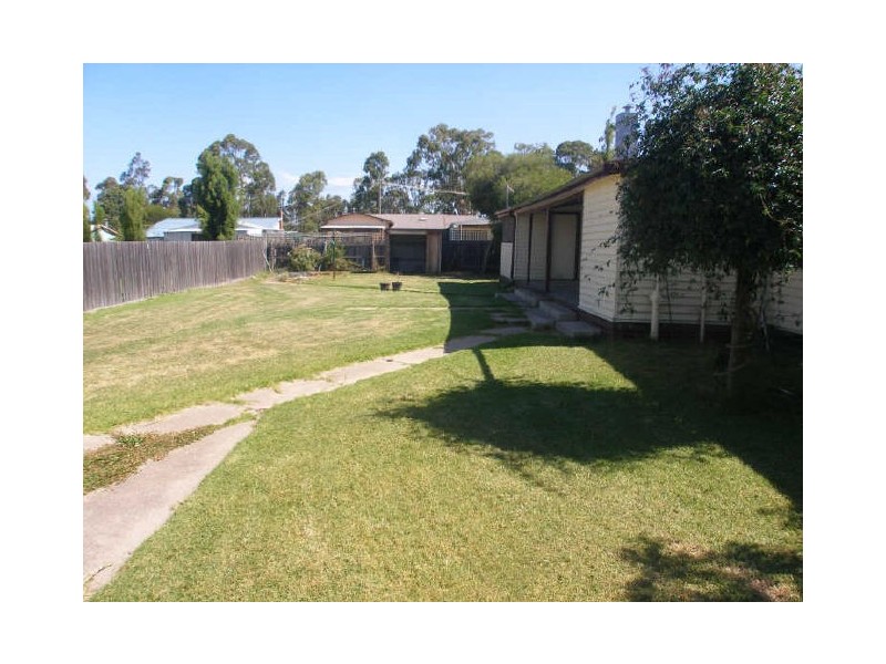 2 Weir Road, Heyfield VIC 3858