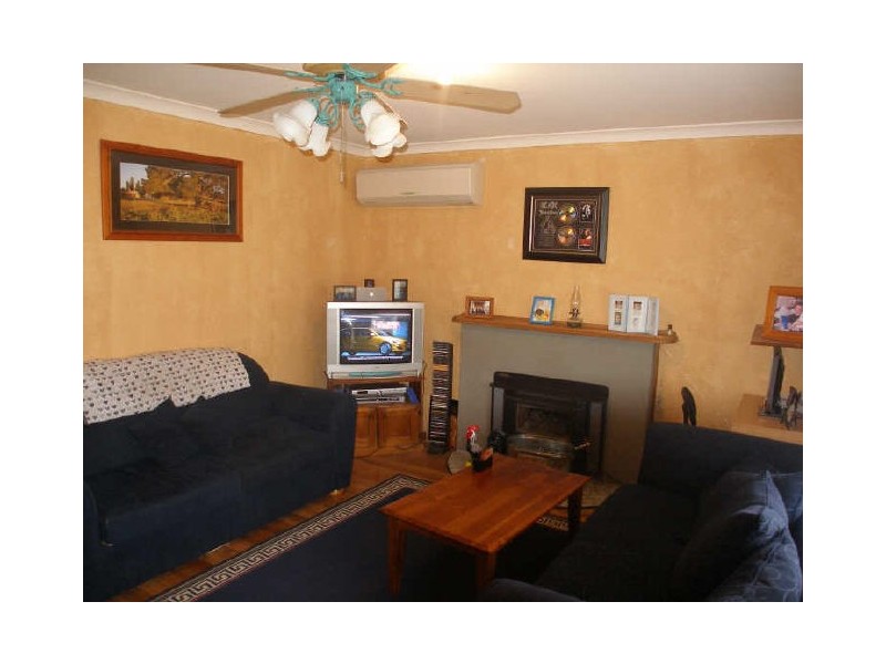 57 Maffra Road, Heyfield VIC 3858