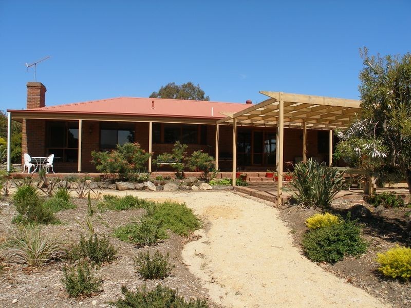 18 Hodges Road, Coongulla VIC 3860