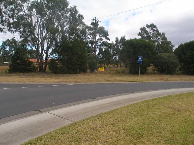 2/ Davis Street, Heyfield VIC 3858