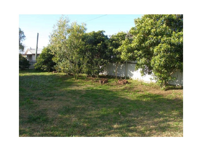 38 Skeels Street, Heyfield VIC 3858
