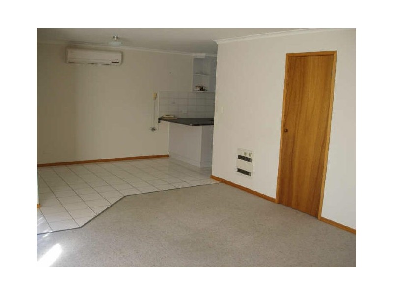 Unit 1/29 Tyson Road, Heyfield VIC 3858