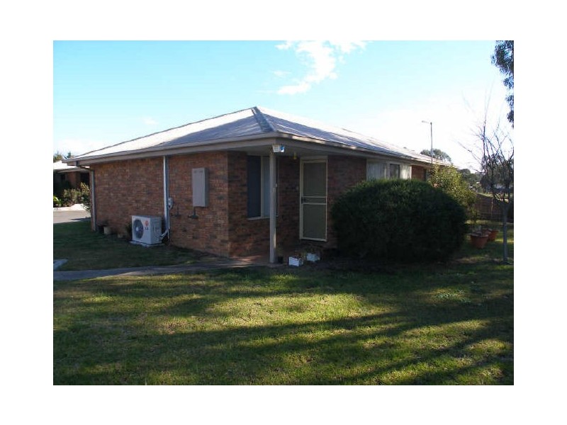 Unit 1/29 Tyson Road, Heyfield VIC 3858
