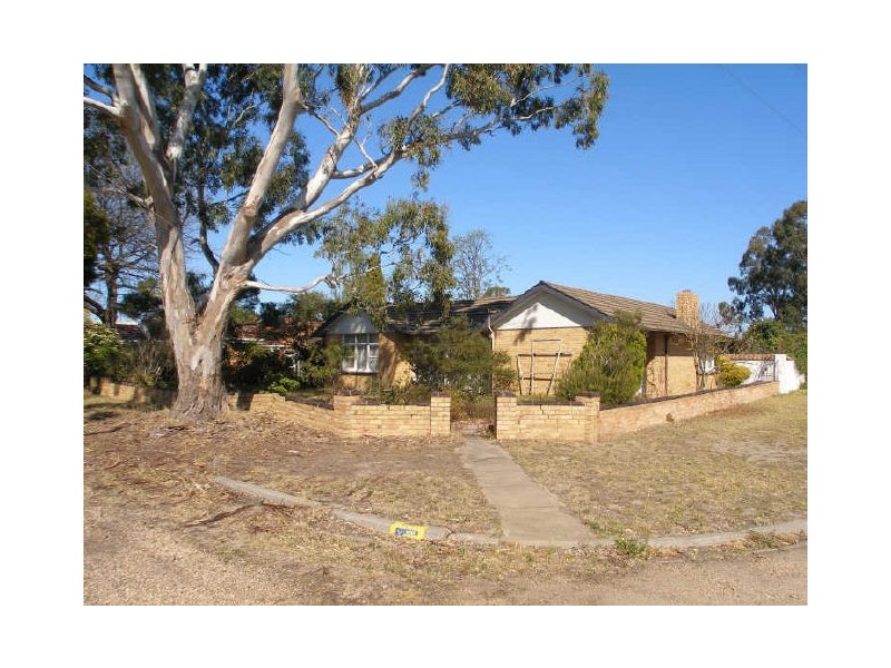 2 Davis Street, Heyfield VIC 3858