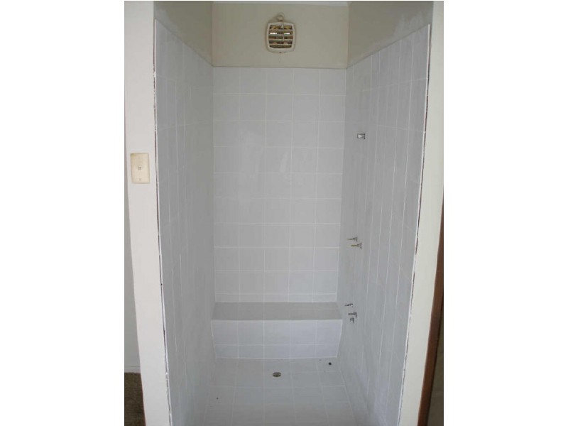 2 Davis Street, Heyfield VIC 3858