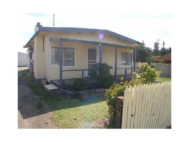59 Bruce Street, Heyfield VIC 3858