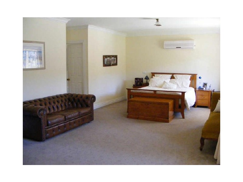 171 Johnsons Lane, Seaton VIC 3858