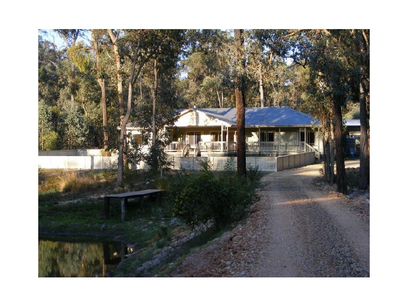 171 Johnsons Lane, Seaton VIC 3858