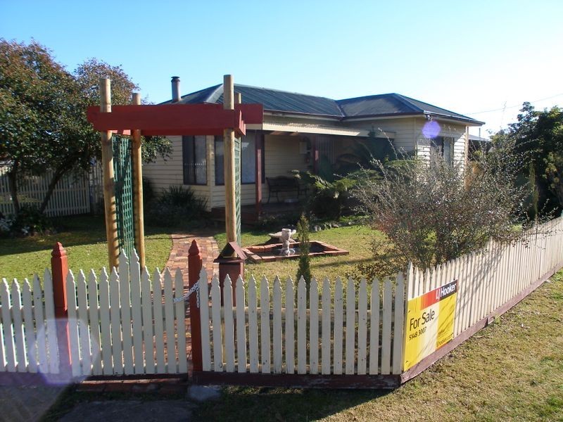 15 Anderson Street, Heyfield VIC 3858