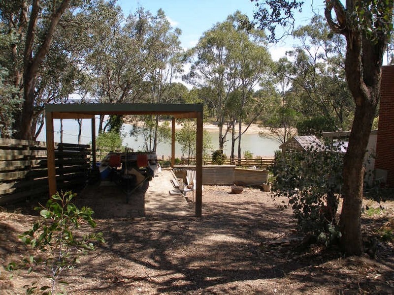 75-77 Ryans Road, Coongulla VIC 3860