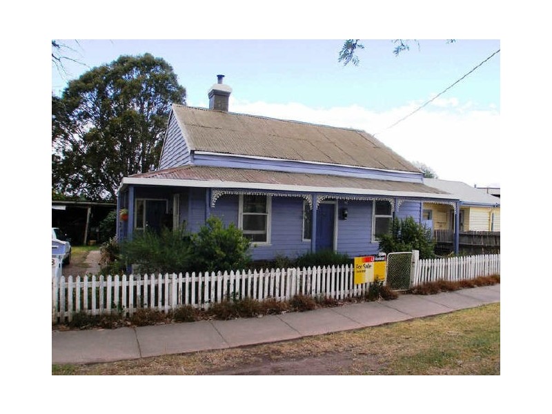 18 Macfarlane Street, Heyfield VIC 3858