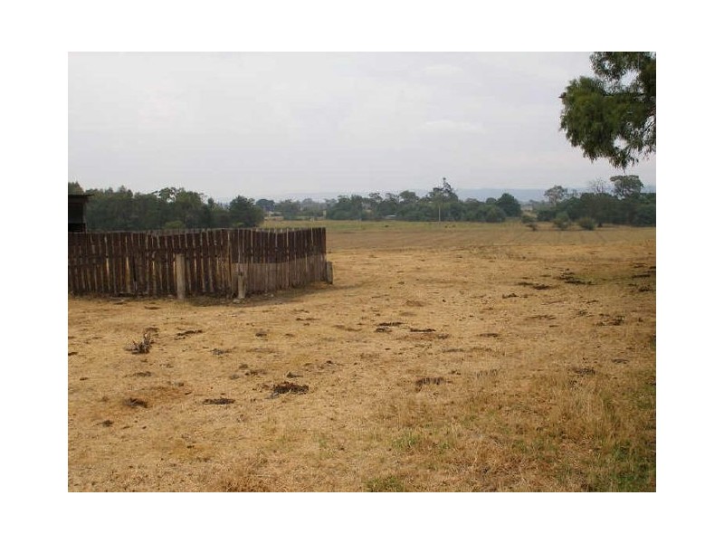 16 River Street, Heyfield VIC 3858