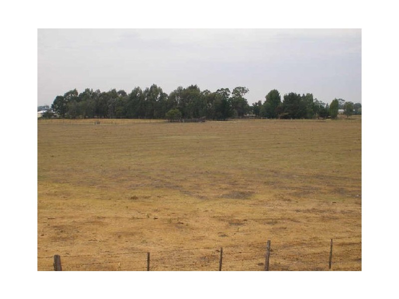 16 River Street, Heyfield VIC 3858