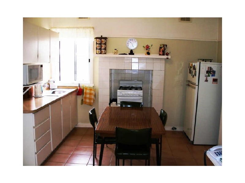 10 Clark Street, Heyfield VIC 3858