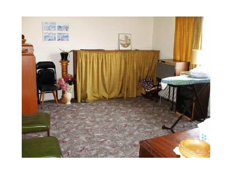 10 Clark Street, Heyfield VIC 3858