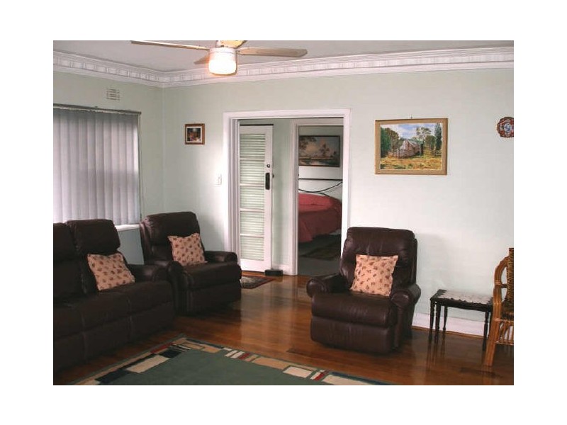 57 Bruce Street, Heyfield VIC 3858