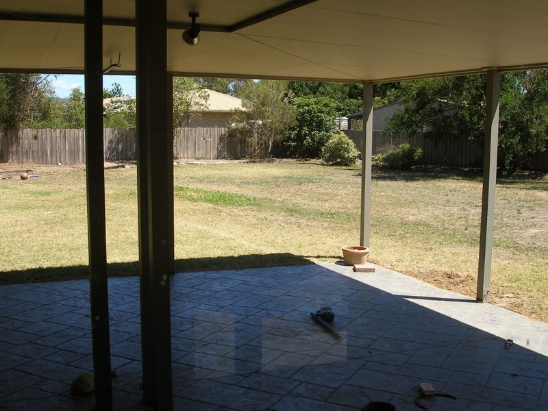 15 Cricket St, Cowwarr VIC 3857