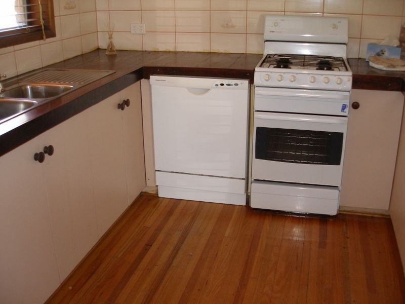 15 Cricket St, Cowwarr VIC 3857