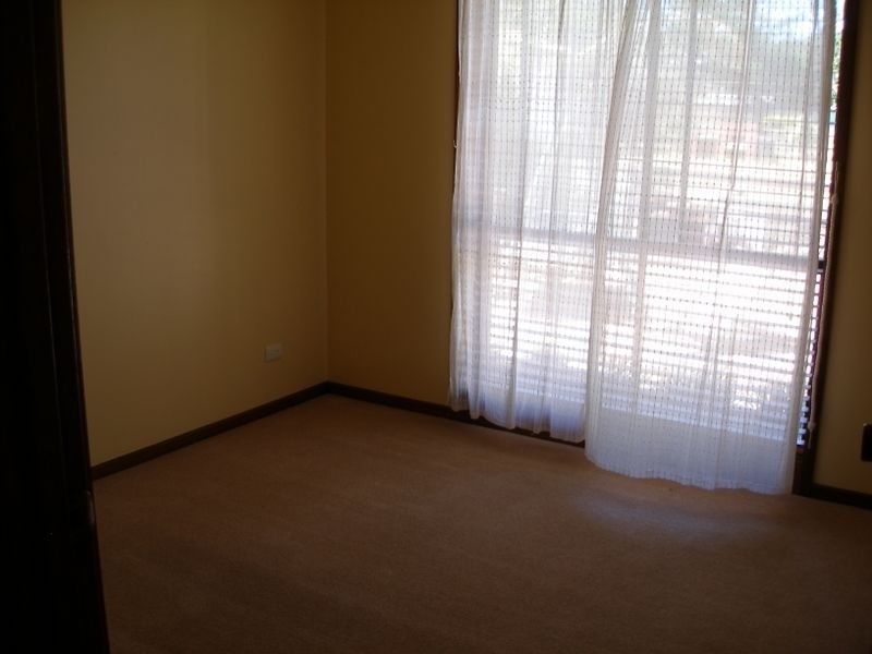 15 Cricket St, Cowwarr VIC 3857