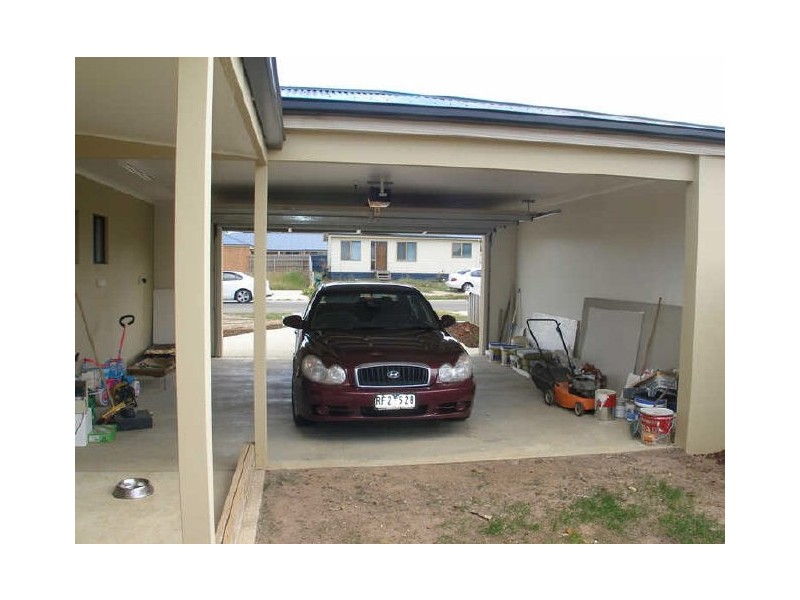 9 Burrnett Court, Heyfield VIC 3858