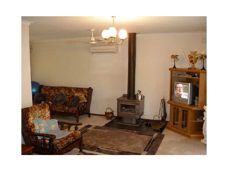 5 Park Ave, Cowwarr VIC 3857