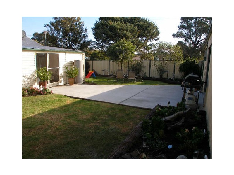 15 Bruce Street, Heyfield VIC 3858