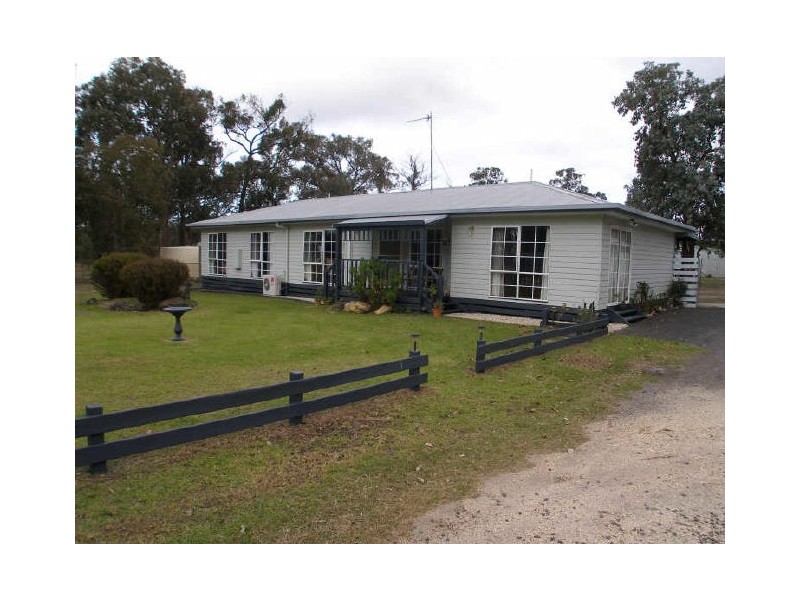 106 Elma Road, Glenmaggie VIC 3858