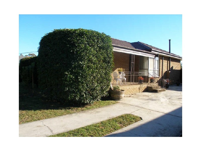 9 Mary Street, Heyfield VIC 3858
