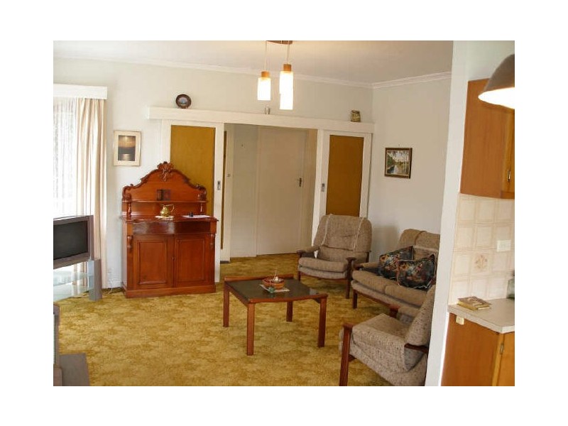 9 Mary Street, Heyfield VIC 3858
