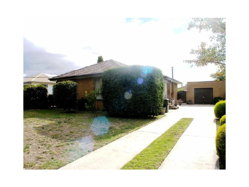 9 Mary Street, Heyfield VIC 3858