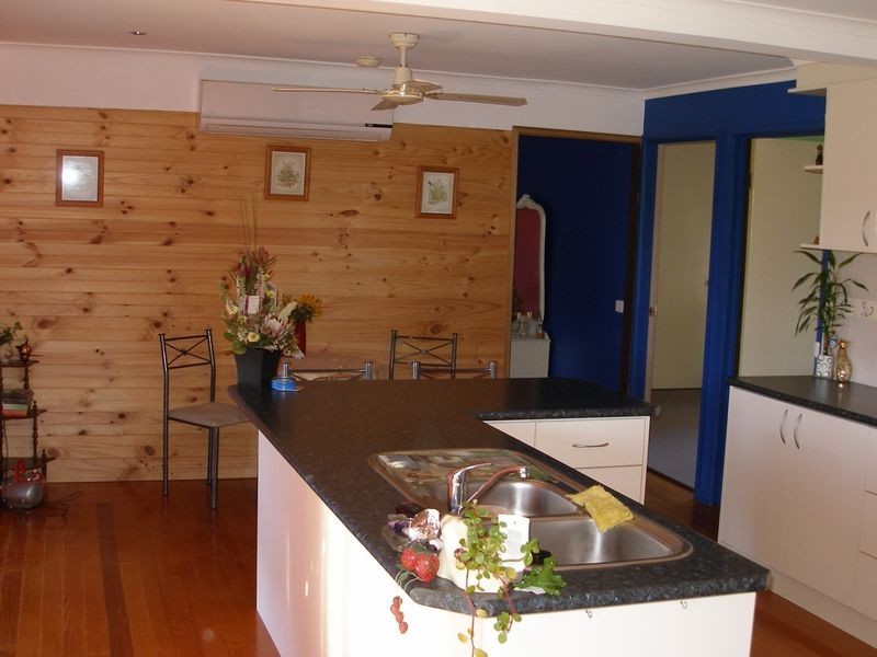 110 Thomson Lane, Seaton VIC 3858