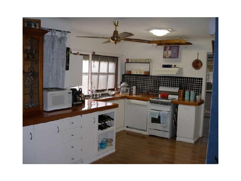 27-29 Lakeview Drive, Glenmaggie VIC 3858