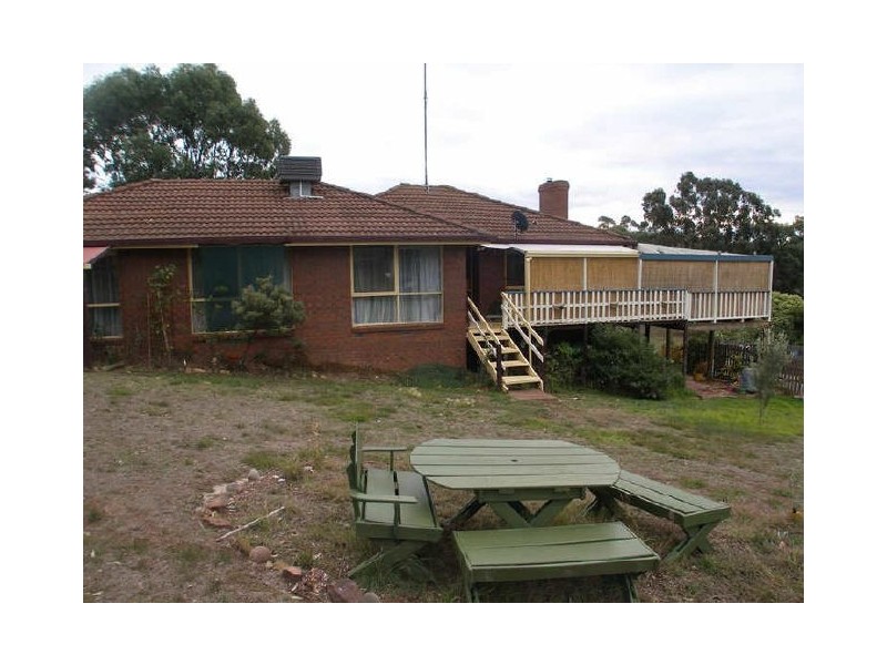 27-29 Lakeview Drive, Glenmaggie VIC 3858